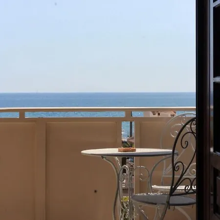 Maison Du Soleil Affittacamere 3*
