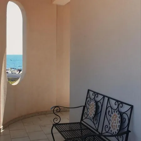 Pensjonat Maison Du Soleil Avola